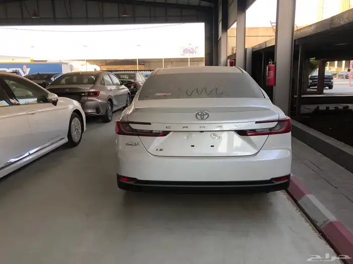 كامري 2025 LE بنزين 3