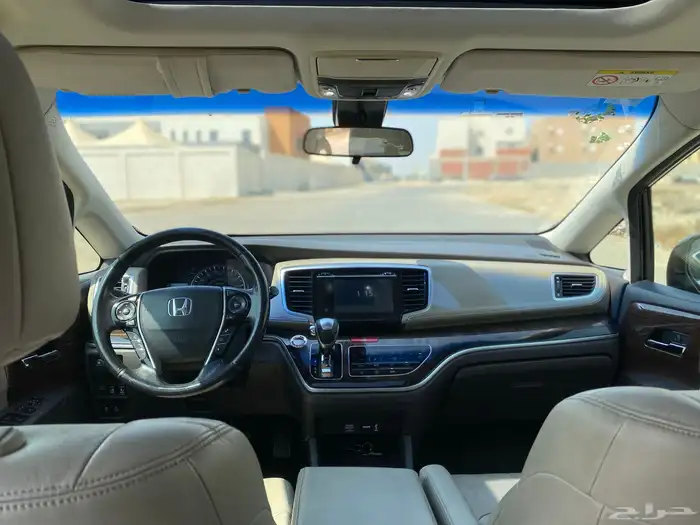 للبيع هوندا أوديسي 2018 فئة LX 18