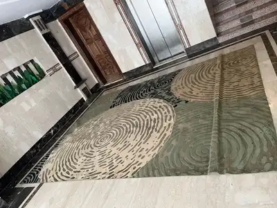 Second hand carpet index