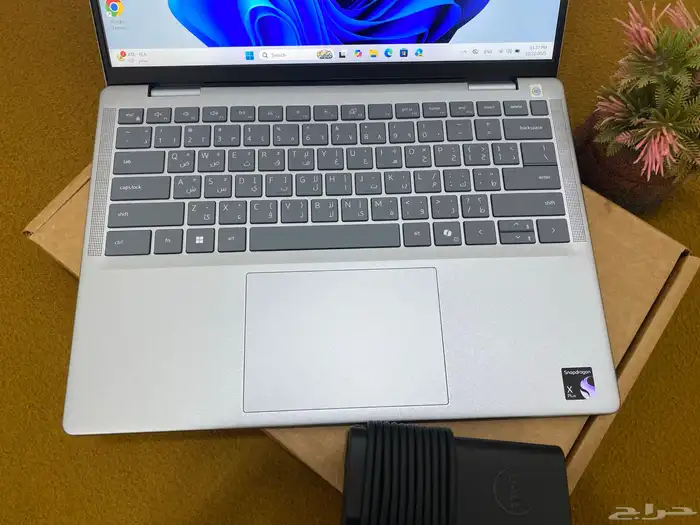 لابتوب ديل شاشه لمس معالج snapdragon x Plus 1