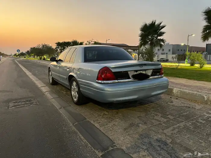 فورد فكتوريا 2011 7