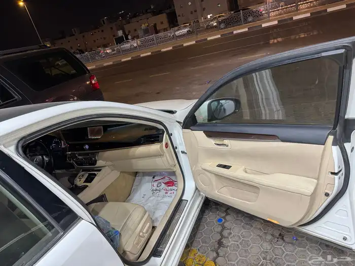 لكزس ES 2013 - 350 6سلندر اقل من الفل 5