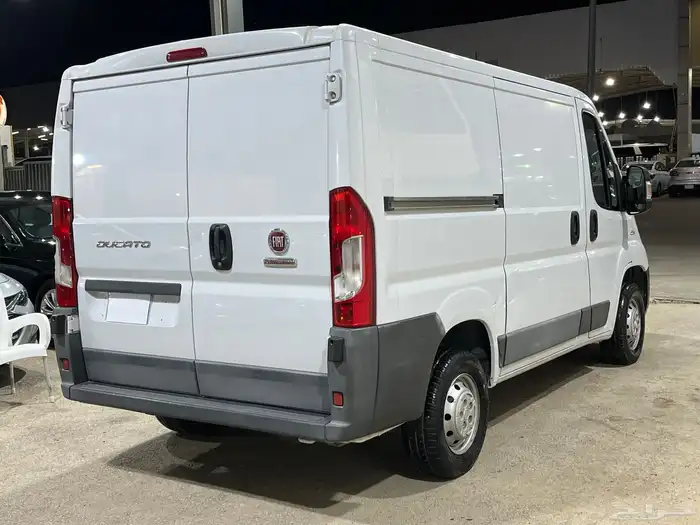 باص 2020 بضاعه قير عادي ديزل 9