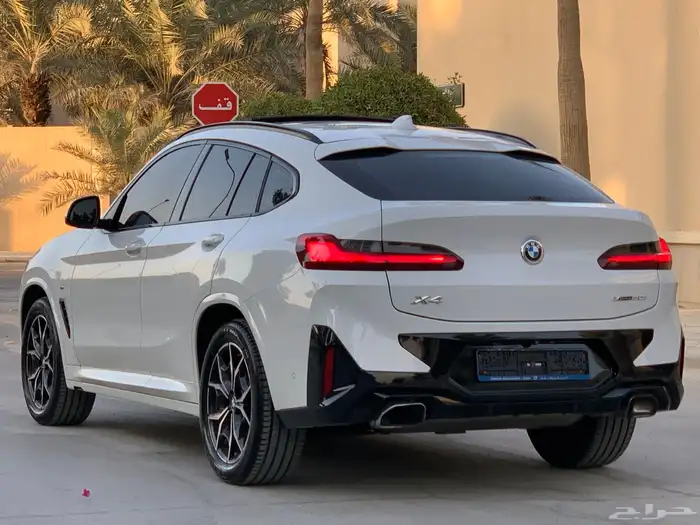 BMW X4 2022 بحالة الوكالة 10