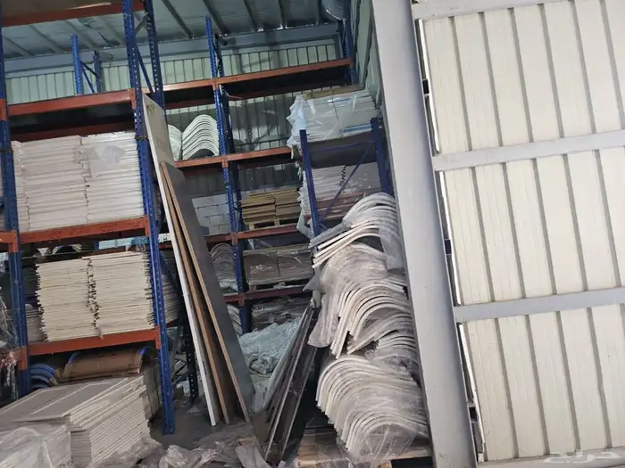 مطابخ مستوردة من بريطانيا صناعة امريكية موجود 3 متر واجهات 15