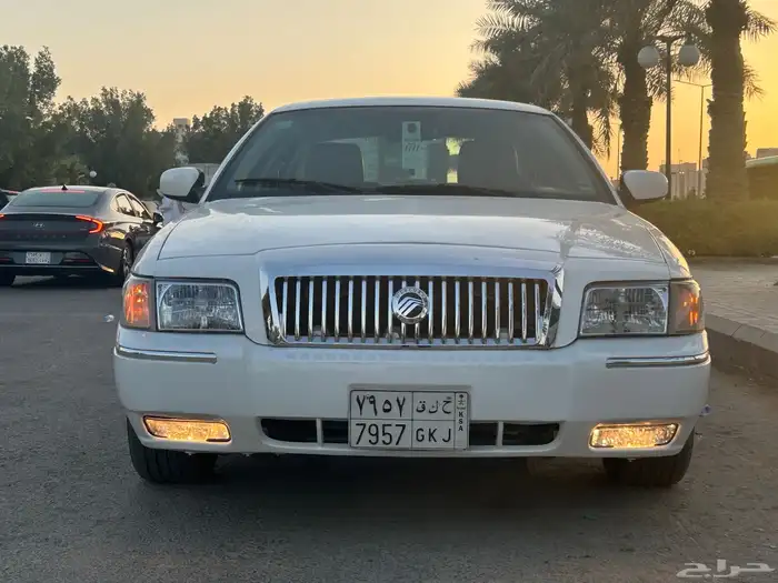 فورد ماركيز 2011 نضيف فل كامل 25