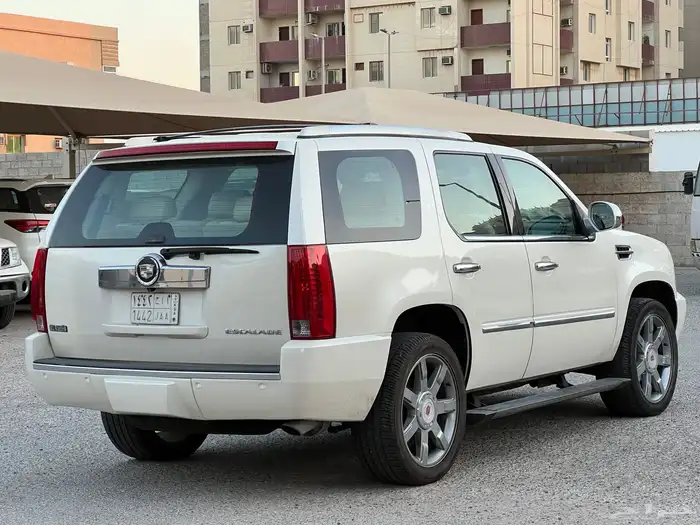 كاديلاك اسكاليد موديل 2008 14