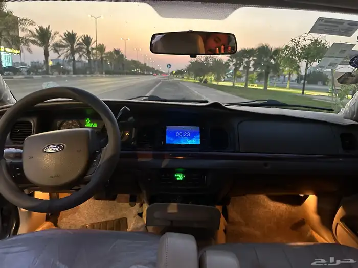 فورد فكتوريا 2011 14