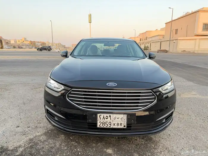 فورد تورس 2022 نظيف .. 6