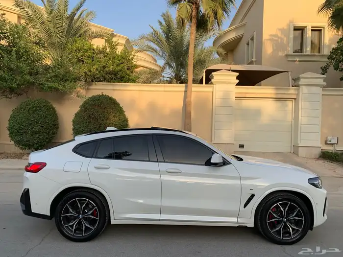 BMW X4 2022 بحالة الوكالة 19
