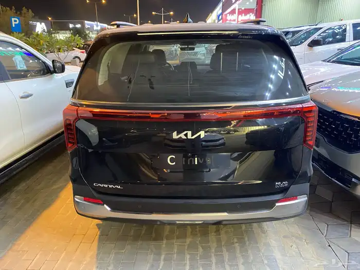 كيا كرنفال نص فل سعودي 2025 4