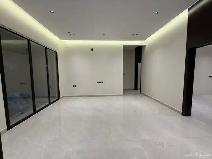 دور أرضي للبيع في حي البيان 3