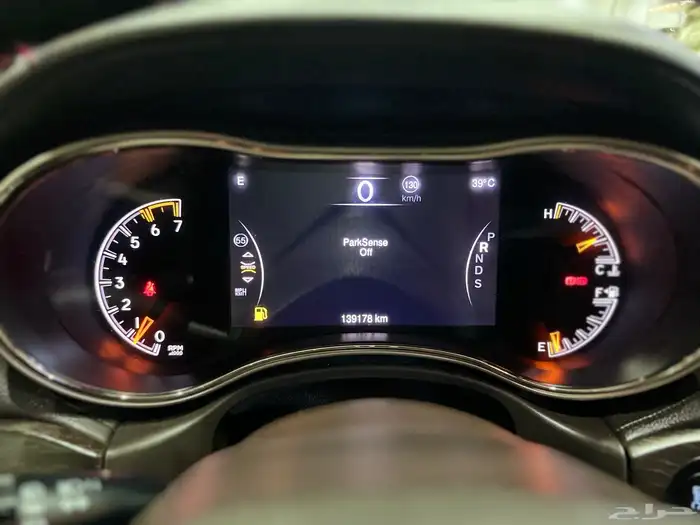 جيب شيروكي جراند 2015 فل كامل سعودي ماشي 139 الف 14