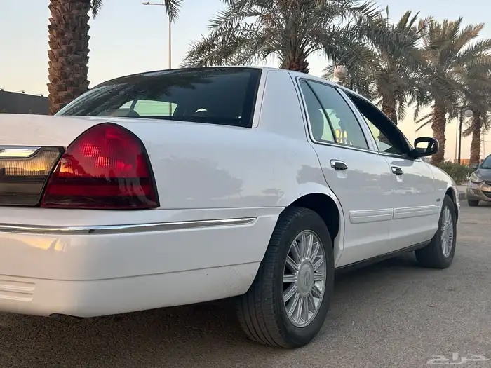 فورد ماركيز 2011 نضيف فل كامل 36