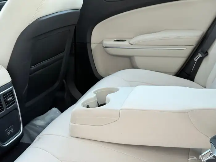 كرايزلر c300 شرط الشرط 2021 نظيف 36