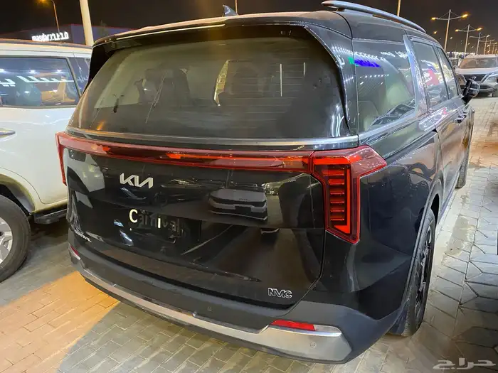 كيا كرنفال نص فل سعودي 2025 5