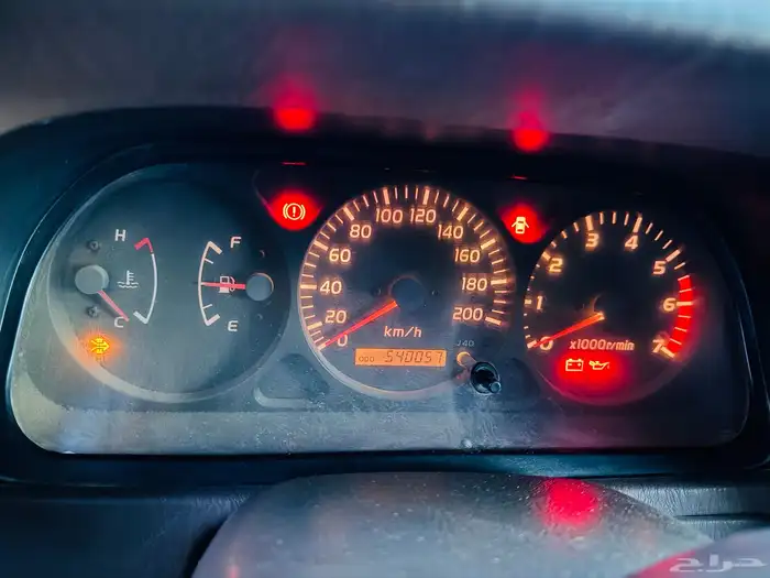 برادو موديل 2000 قير عادي 6 سرندل دبل مالك اول بدي بلد 6