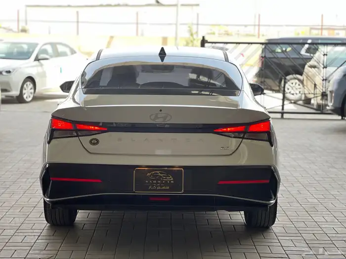 هونداي النترا موديل 2025 ( صيني ) 8