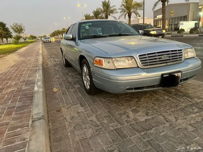 فورد فكتوريا 2011 2