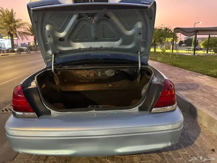 فورد فكتوريا 2011 19