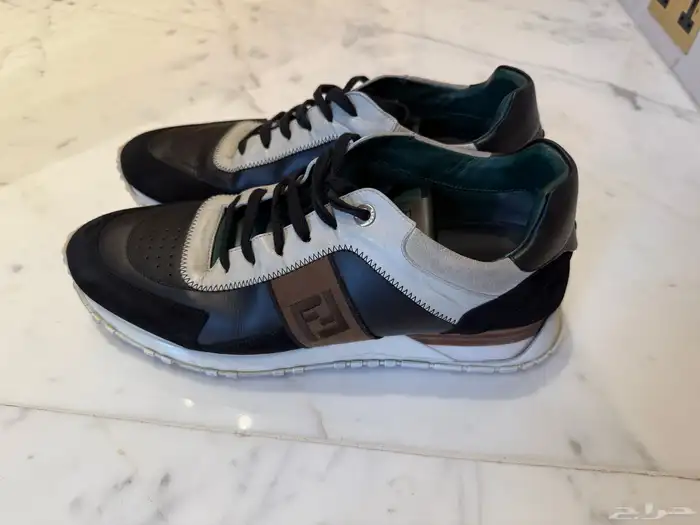 جزمة فندي جلد اصلية Fendi 0