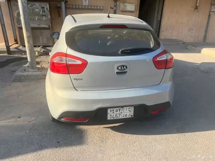 Kia rio hatchback 2013 Full كيا ريو 2013 فل كامل 0