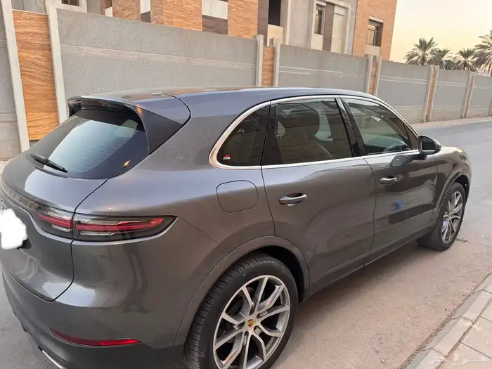 بورش كايين نظيف بسعر طيب 2