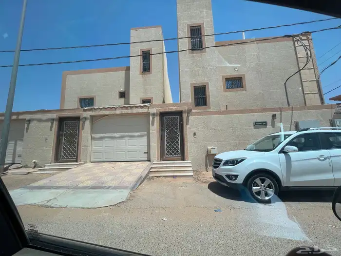 دورين للبيع بحي المنتزة 0