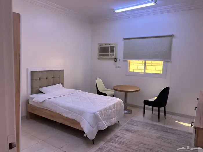 غرفة مفروشة للايجار الشهري بشرق المدينة 1