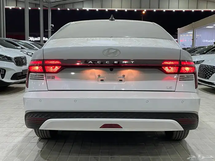 هونداي اكسنت 2026فليت خليجي داخلي اوف ويت(بنزين)1.5L 5