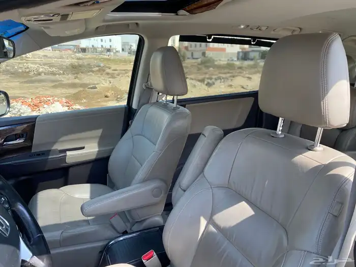 للبيع هوندا أوديسي 2018 فئة LX 14
