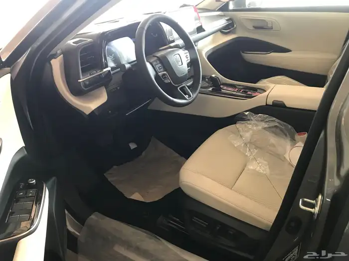 تويوتا كراون برستيج 2026 هايبرد كاش وعروض علي الاقساط 6