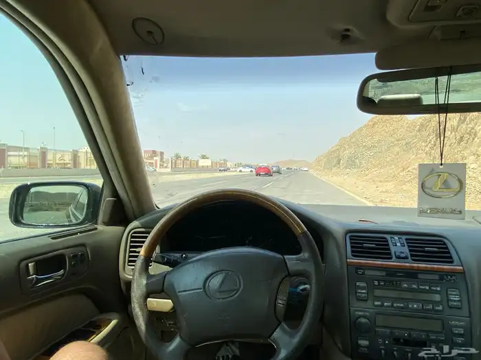 لكزس استخدام سعودي LS400 -1998 8