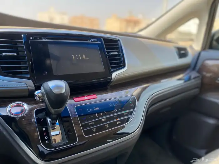 للبيع هوندا أوديسي 2018 فئة LX 12