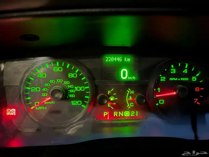 فورد فكتوريا 2011 22