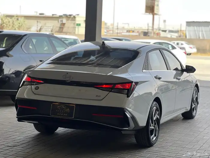 هونداي النترا موديل 2025 ( صيني ) 7