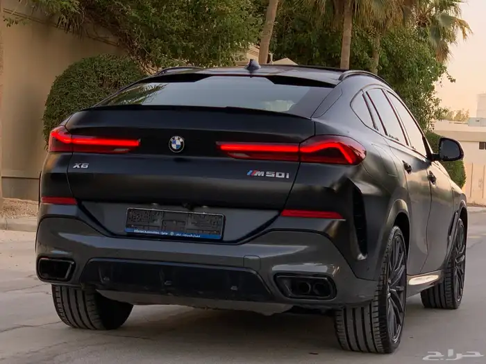 BMW X6 50i V8 2022 على الضمان 13