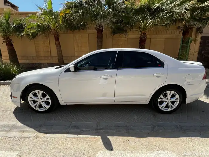 فورد فيوجن 2012 3