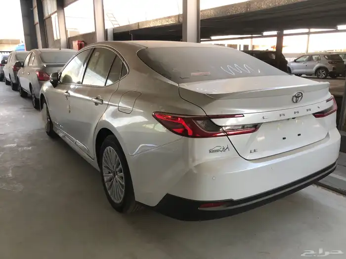 كامري 2025 LE بنزين 2