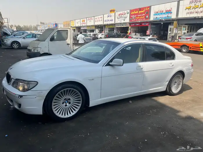 بي ام دبليو الفئة السابعة 7
