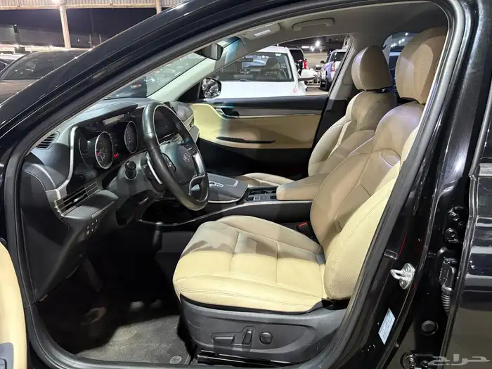 هيونداي ازيرا 2021 7