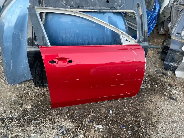 باب سيراتو امامي يمين 1