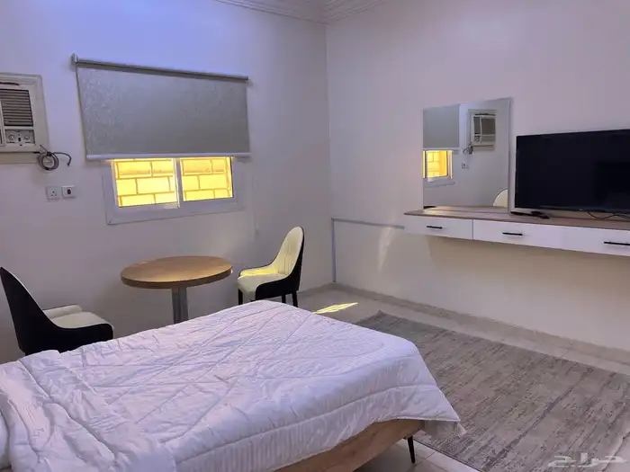 غرفة مفروشة للايجار الشهري بشرق المدينة 0