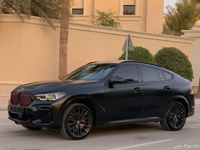 BMW X6 50i V8 2022 على الضمان 3