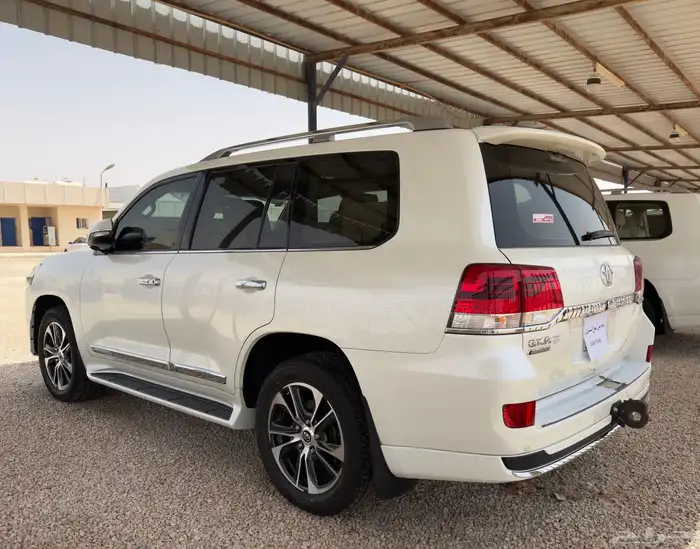 لاندكروزر جي اكس ار 2020 GXR سعودي تورنق 6