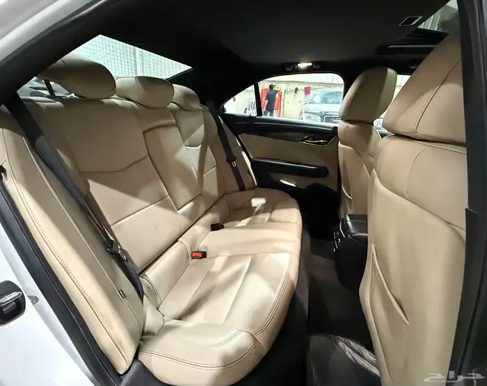 كاديلاك 2017 ATS فل V6 (بحالة ممتازة) 10