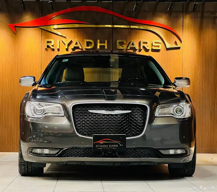كرايزلر 2016 C300 فل كامل لمتد V6 ( بحاله ممتازه) 1