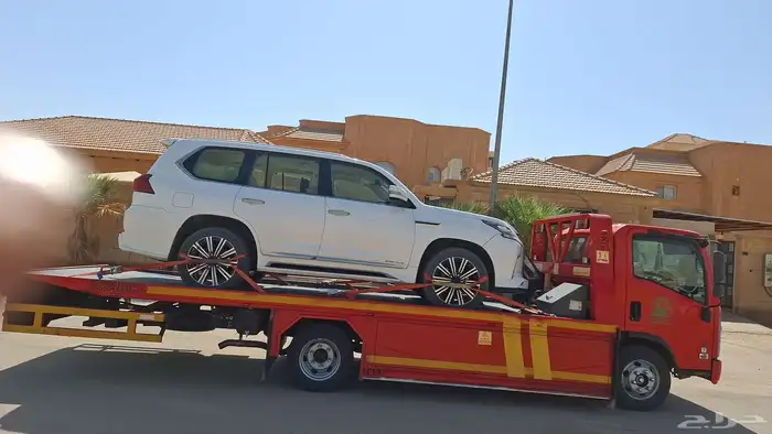 سطحه خارج وداخل الرياض 7