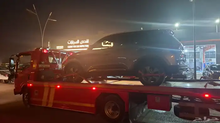 سطحه خارج وداخل الرياض 5