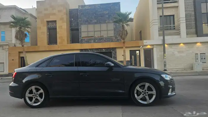 سيارة اودي موديل 2020 نظيفة. 2